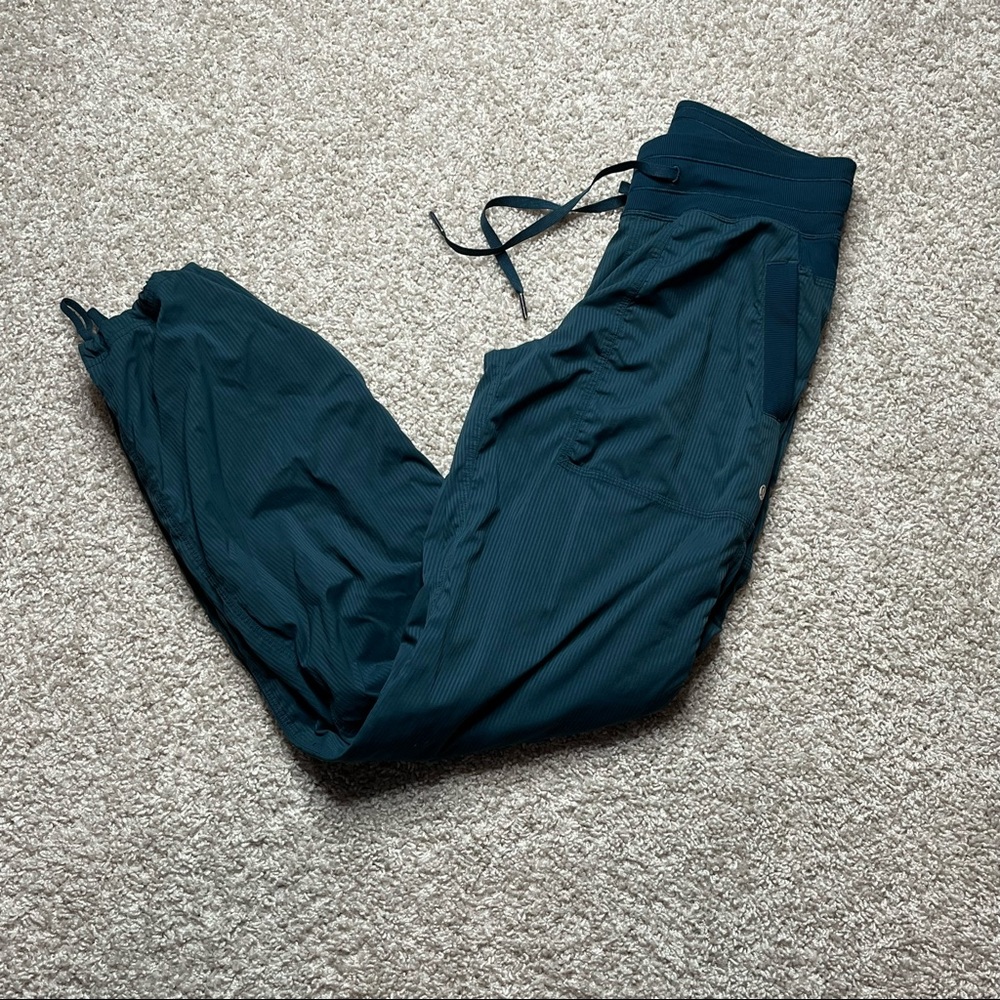 Lululemon Dance Studio Pant III (Regular) Lined 32"